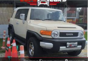 Toyota FJ Cruiser 2010