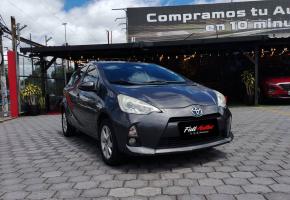 Toyota Prius Hybrido 2013