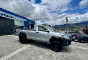 Toyota Hilux CS 4x4 2022