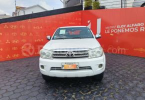 Toyota Fortuner 2.7 2011