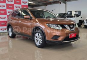 Nissan X-Trail Exclusive 2015