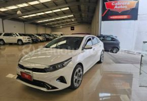 Kia Cerato Forte 2024