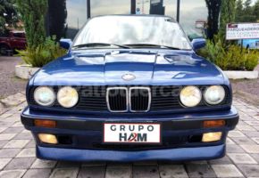 BMW 320 1990