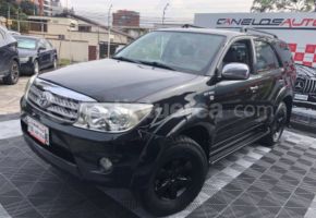 Toyota AWT FORTUNER 2010