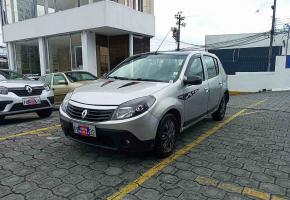 Renault Sandero 2011