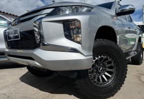 Mitsubishi L200 2023