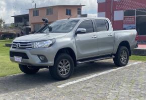 Toyota NEW HILUX 2.4 CD 4X4 2016