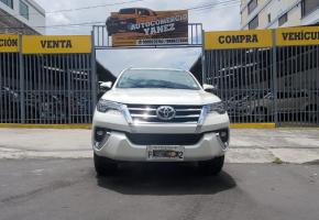 Toyota Fortuner 4.0 2018