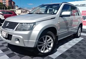 Suzuki Grand Vitara SZ 2.4 2011