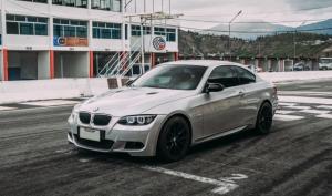 BMW 325i 2010