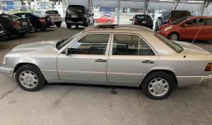 Mercedes Benz 300E 1991