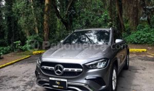 foto de Autos marca Mercedes Benz seminuevo modelo GLA 250 4 MATIC año 2025