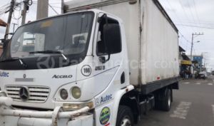 Mercedes Benz—™ 915 C Accelo 2006