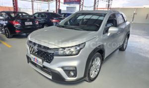 foto de Autos marca Suzuki seminuevo modelo Scross año 2023 en Quito