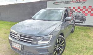 foto de Volkswagen Tiguan Trendline 2020
