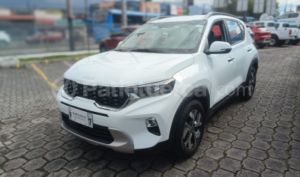 foto de Autos marca Kia seminuevo modelo Sonet año 2022 en Quito