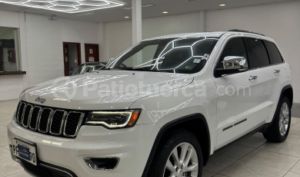foto de Autos marca Jeep seminuevo modelo Cherokee Limited año 2017 en Quito