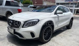 Mercedes Benz—™ GLA 180 2020