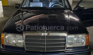 Mercedes Benz—™ 230E 1991