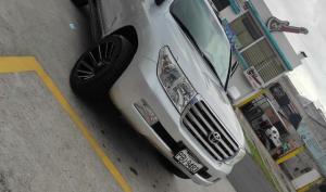 Toyota Land Cruiser 200 2012