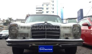 Mercedes Benz—™ 280 1976