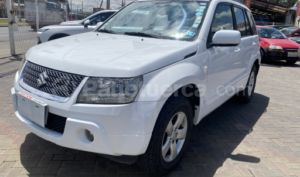 foto de Autos marca Suzuki seminuevo modelo Grand Vitara SZ año 2013 en Cuenca