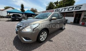 foto de Autos marca Nissan seminuevo modelo Versa año 2019 en Quito
