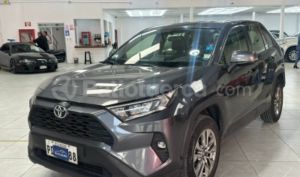foto de Autos marca Toyota seminuevo modelo RAV 4 año 2020