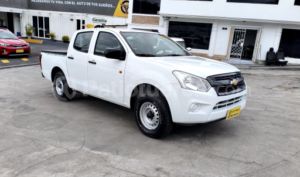 foto de Autos marca Chevrolet seminuevo modelo D-MAX CRDI 2.5 CD 4X2 TM DIESEL año 2024