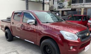 foto de Autos marca Chevrolet seminuevo modelo D-MAX CRDI 2.5 CD 4X2 TM DIESEL año 2024 en Ambato