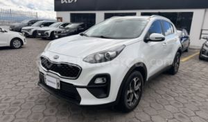 foto de Autos marca Kia seminuevo modelo Sportage Europa año 2022 en Quito