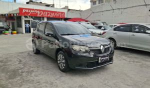 foto de Autos marca Renault seminuevo modelo Sandero año 2018 en Quito
