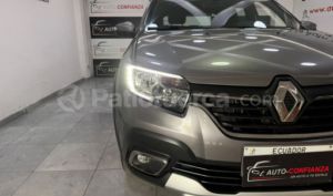 foto de Autos marca Renault seminuevo modelo STEPWAY INTENS FASE II año 2023 en Quito