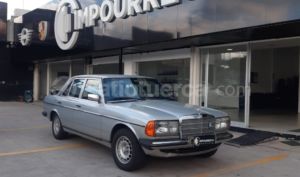 Mercedes Benz—™ 250 1983