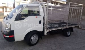 Kia K3000 2011