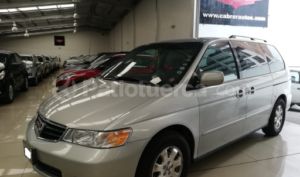 foto de Autos marca Honda seminuevo modelo Odissey año 2003 en Quito