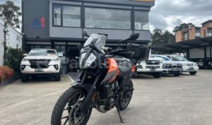 foto de Motos marca KTM seminuevo modelo Duke 390 año 2020