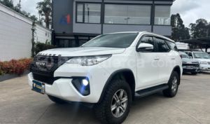 foto de Autos marca Toyota seminuevo modelo Fortuner 2.7 año 2017