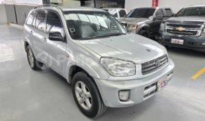 foto de Autos marca Toyota seminuevo modelo RAV 4 año 2003