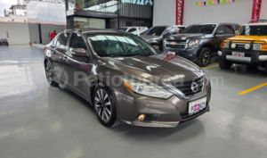 foto de Nissan Altima 2016