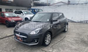 foto de Suzuki Swift GLX 2024