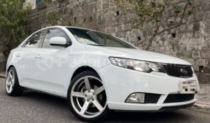 foto de Autos marca Kia seminuevo modelo Cerato año 2014 en Quito