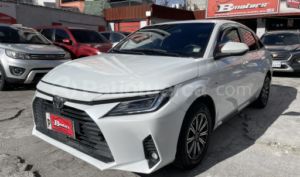 foto de Autos marca Toyota seminuevo modelo New Yaris año 2023 en Quito