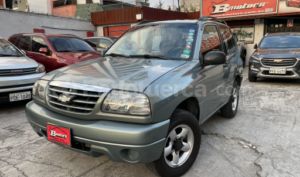 foto de Autos marca Chevrolet seminuevo modelo Grand Vitara 3P año 2005 en Quito