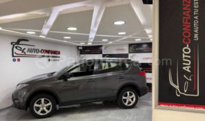 foto de Autos marca Toyota seminuevo modelo NEW RAV 4 año 2014 en Quito