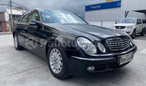 Mercedes Benz—™ E240 2003