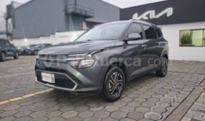 foto de Autos marca Kia seminuevo modelo Carens año 2025 en Quito