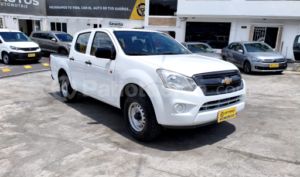 foto de Autos marca Chevrolet seminuevo modelo D-MAX 4X2 CD año 2024 en Ambato