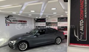foto de Autos marca BMW seminuevo modelo 320i año 2018