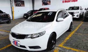 Kia Cerato Forte 2011